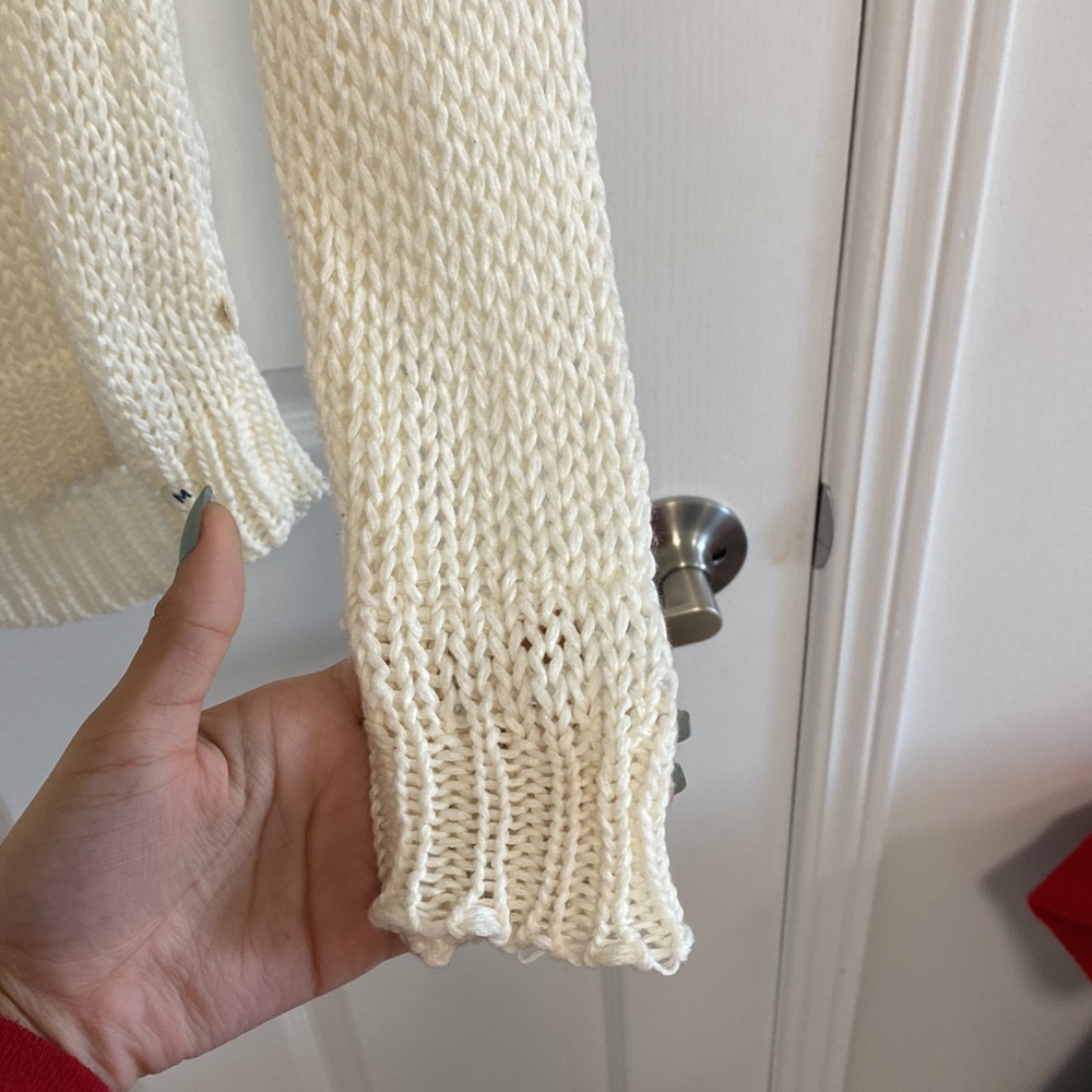 American Eagle Cream Sweater - BNWT - Picture 5 of 8